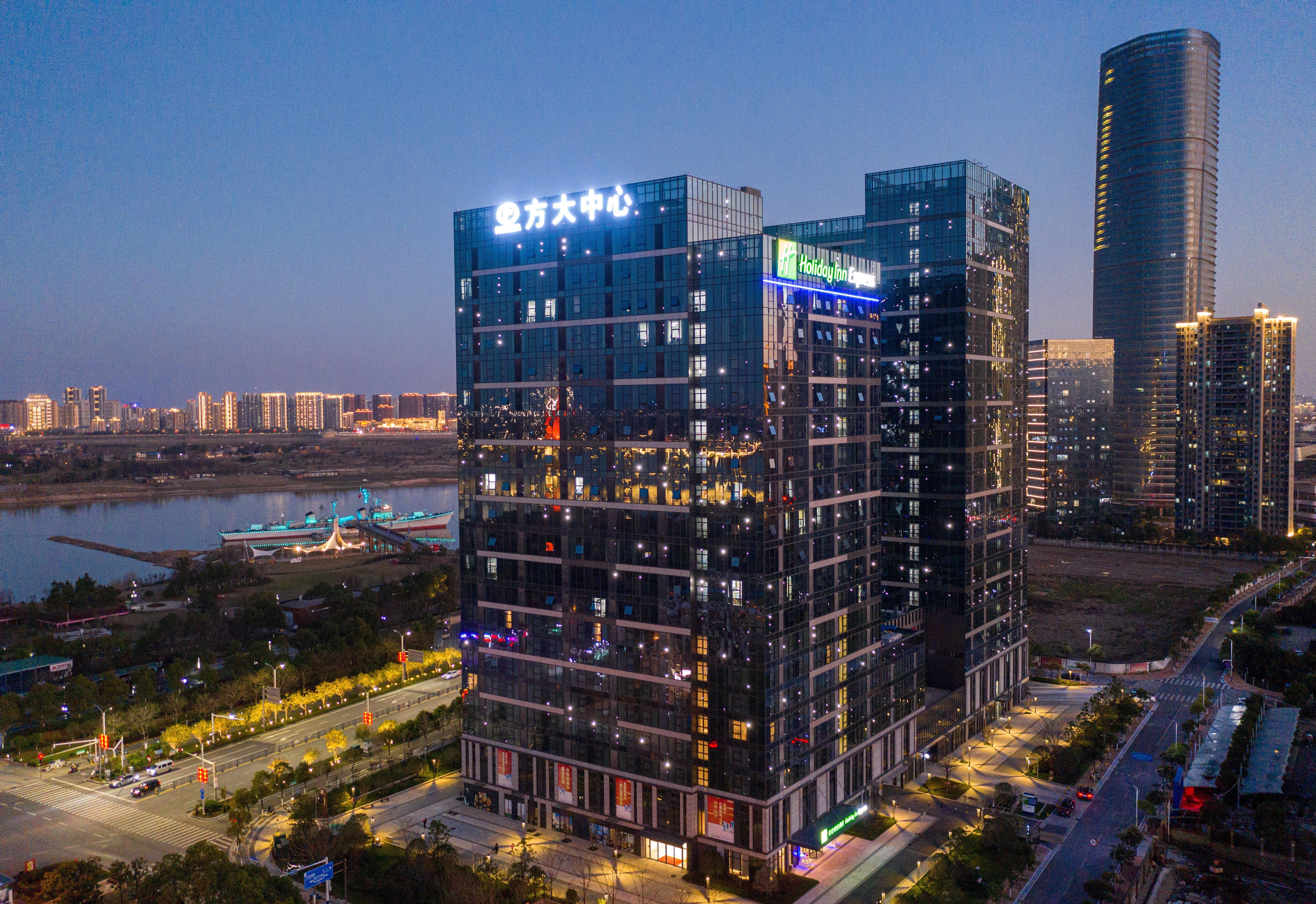 Holiday Inn Express Nanchang Riverside By Ihg المظهر الخارجي الصورة